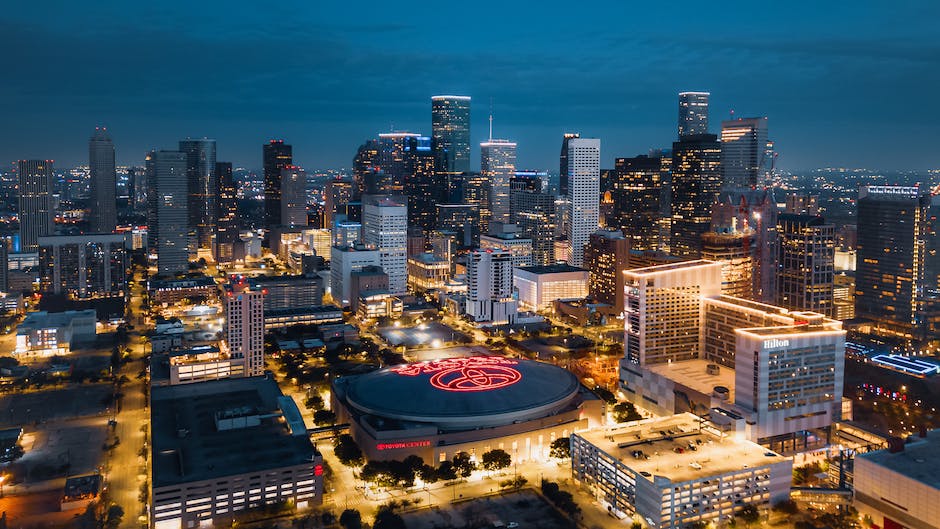 The Best Neighborhoods in Houston to Invest in Real Estate